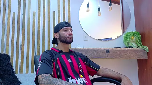 Snapshot of yorbymaxx chatting on 02.25.26 yorbymaxx online show from 02.25.26