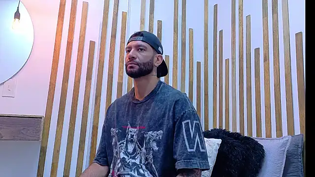 Snapshot of yorbymaxx chatting on 03.03.26 yorbymaxx online show from 03.03.26