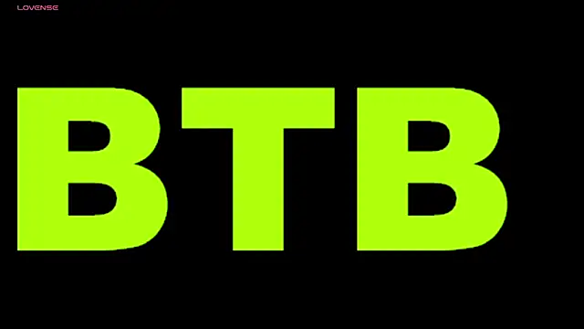 Snapshot of mystica_25 chatting on 09.10.25 mystica 25 online show from 09.10.25