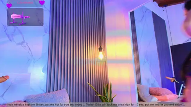 Snapshot of Cherry__blossom18 chatting on 10.07.25 Cherry blossom18 online show from 10.07.25