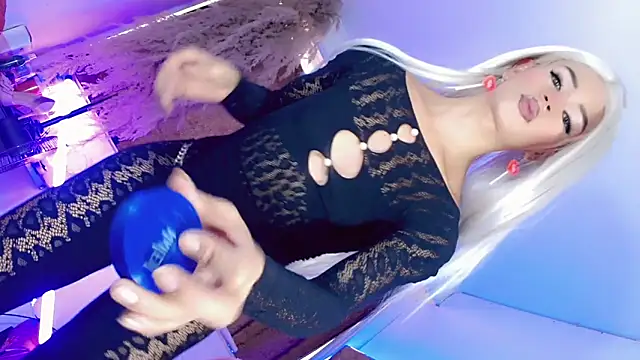 ravenous charmer online show from 11.30.25