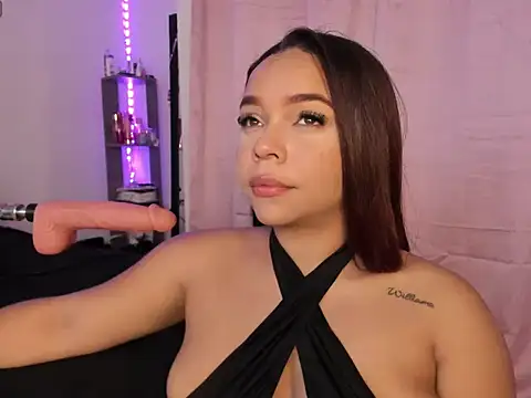 ImSofiVega online show from 10.20.25