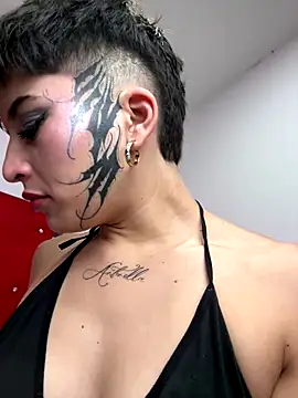 Snapshot of DayanaDG chatting on 11.01.25 DayanaDG online show from 11.01.25