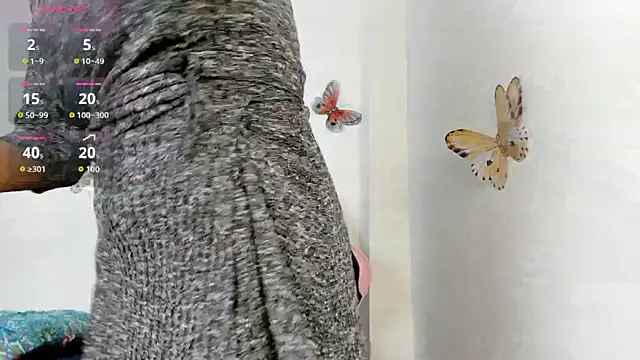 Snapshot of mari-ross chatting on 11.01.25 mari-ross online show from 11.01.25