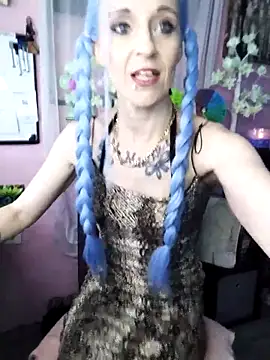 Purple2StayThnxx online show from 02.08.26