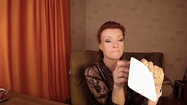 Snapshot of Milla_Vanilla_ chatting on 09.15.25 Milla Vanilla online show from 09.15.25