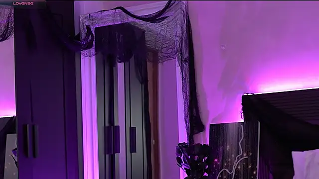 Melany Ass online show from 10.27.25