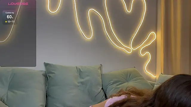 Snapshot of Eva_Collinss chatting on 10.02.25 Eva Collinss online show from 10.02.25