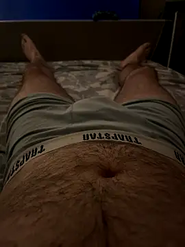 Snapshot of naughtycoupl98 chatting on 09.10.25 naughtycoupl98 online show from 09.10.25