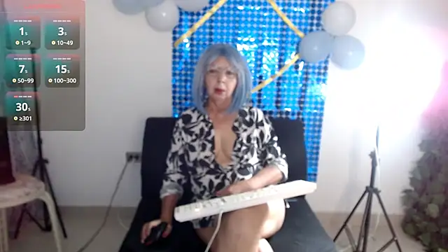 ruth blue21 online show from 09.20.25