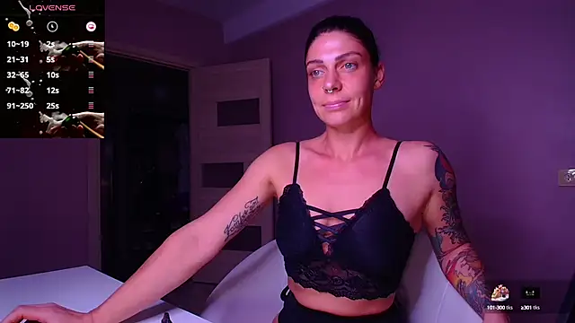 Simona Moonshine online show from 09.15.25