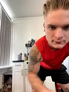 Snapshot of King_Kev_ chatting on 11.04.25 King Kev online show from 11.04.25