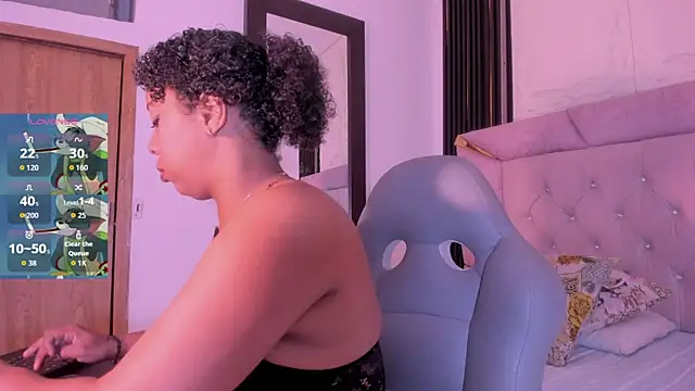 Snapshot of Faver_ chatting on 09.12.25 Faver online show from 09.12.25