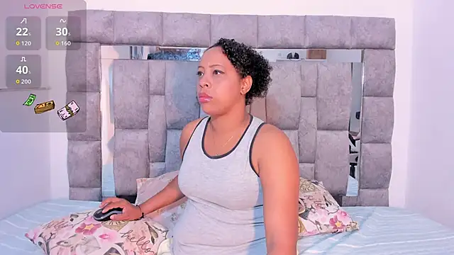 Snapshot of Faver_ chatting on 09.14.25 Faver online show from 09.14.25