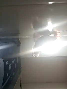 IsabellaLuxe online show from 09.12.25