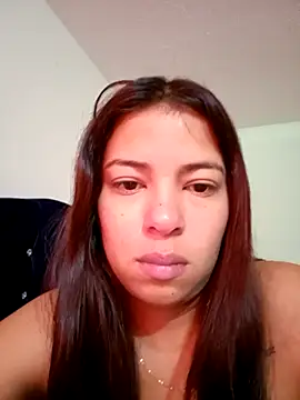 IsabellaLuxe online show from 09.27.25