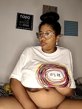 MeliBoobs online show from 09.19.25