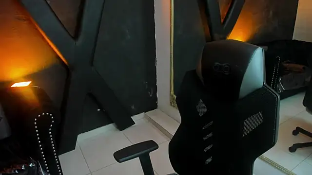 Maxxxine1 online show from 09.27.25