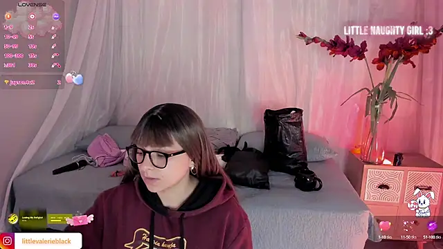 Aurora blaack online show from 10.17.25