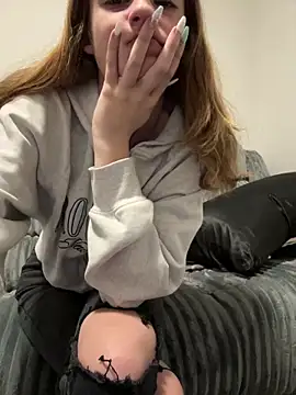 SeccySerena online show from 10.18.25