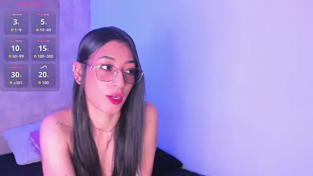 Snapshot of Becky_G chatting on 10.20.25 Becky G online show from 10.20.25