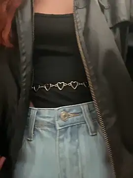 Snapshot of Sallem_Pink chatting on 02.13.26 Sallem Pink online show from 02.13.26