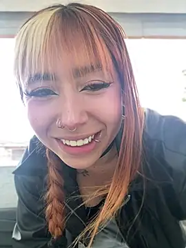 Snapshot of Sallem_Pink chatting on 07.06.26 Sallem Pink online show from 07.06.26