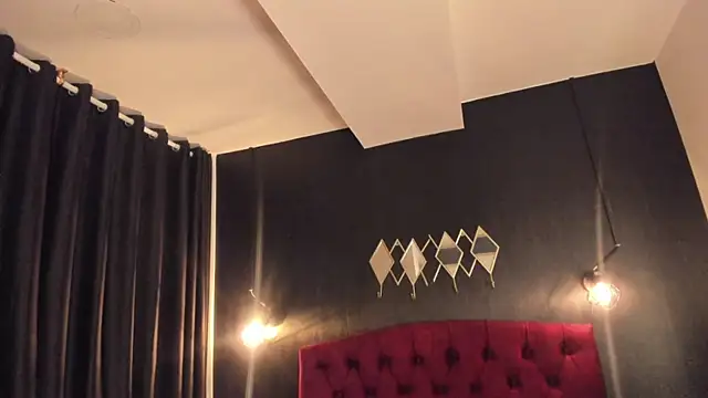 Snapshot of Widny_Beaumont chatting on 10.23.25 Widny Beaumont online show from 10.23.25