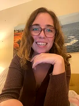 Snapshot of sweetsocalgirl chatting on 11.06.25 sweetsocalgirl online show from 11.06.25