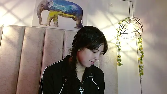 malejahotcs01 online show from 09.12.25