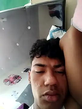 Snapshot of Lale-Adrian chatting on 11.23.25 Lale-Adrian online show from 11.23.25