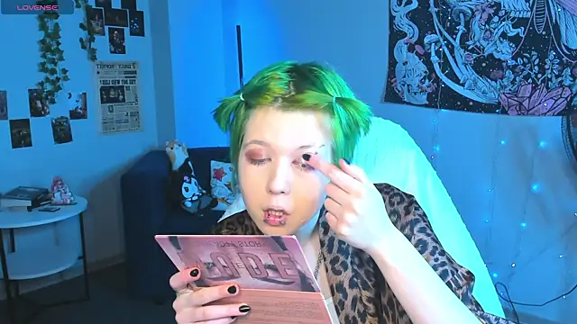 Snapshot of CarolineRichter chatting on 03.03.26 CarolineRichter online show from 03.03.26