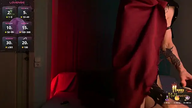 Snapshot of ares_pallini chatting on 10.29.25 ares pallini online show from 10.29.25