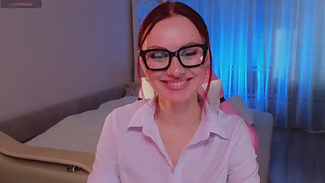 Snapshot of Ginger_Jessy_ chatting on 04.27.26 Ginger Jessy online show from 04.27.26