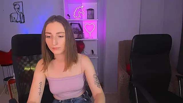 Snapshot of eva_smiith_ chatting on 11.14.25 eva smiith online show from 11.14.25