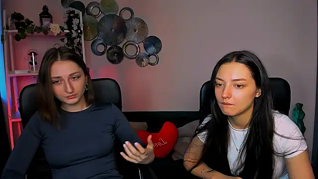 eva smiith  online show from 03.25.26