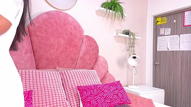 RiriiBrunette   online show from 09.24.25