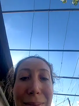 Snapshot of HellaryTourent chatting on 09.29.25 HellaryTourent online show from 09.29.25