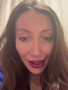 HellaryTourent online show from 01.13.26