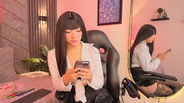 amberthangels online show from 10.30.25