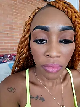 Snapshot of Horny_ebonys chatting on 10.30.25 Horny ebonys online show from 10.30.25