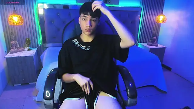 SamBlack  online show from 06.25.26