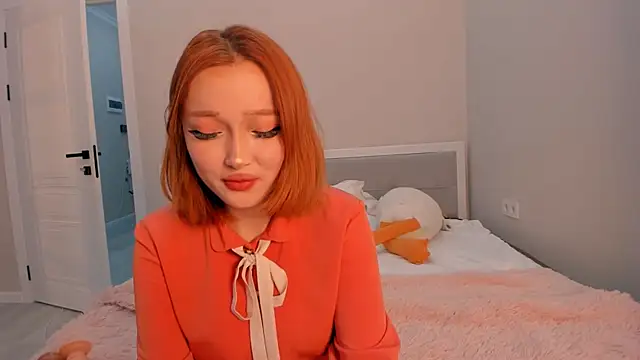 yuna loon online show from 10.01.25