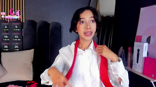 Snapshot of Gina_77 chatting on 09.19.25 Gina 77 online show from 09.19.25