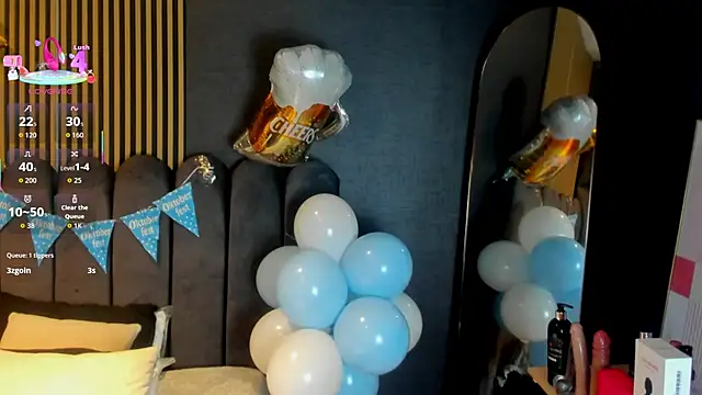 Snapshot of Gina_77 chatting on 09.24.25 Gina 77 online show from 09.24.25