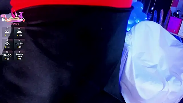 Snapshot of Gina_77 chatting on 09.25.25 Gina 77 online show from 09.25.25