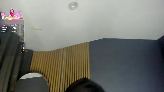 Snapshot of Gina_77 chatting on 10.15.25 Gina 77 online show from 10.15.25