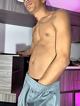 Snapshot of RyanScot4 chatting on 09.27.25 RyanScot4 online show from 09.27.25