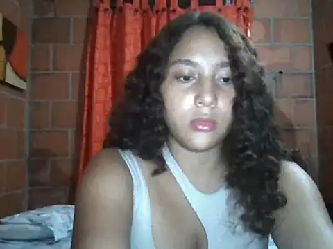 Snapshot of AnaisVelvet11 chatting on 10.02.25 AnaisVelvet11 online show from 10.02.25