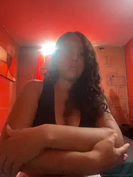 Snapshot of AnaisVelvet11 chatting on 10.27.25 AnaisVelvet11 online show from 10.27.25